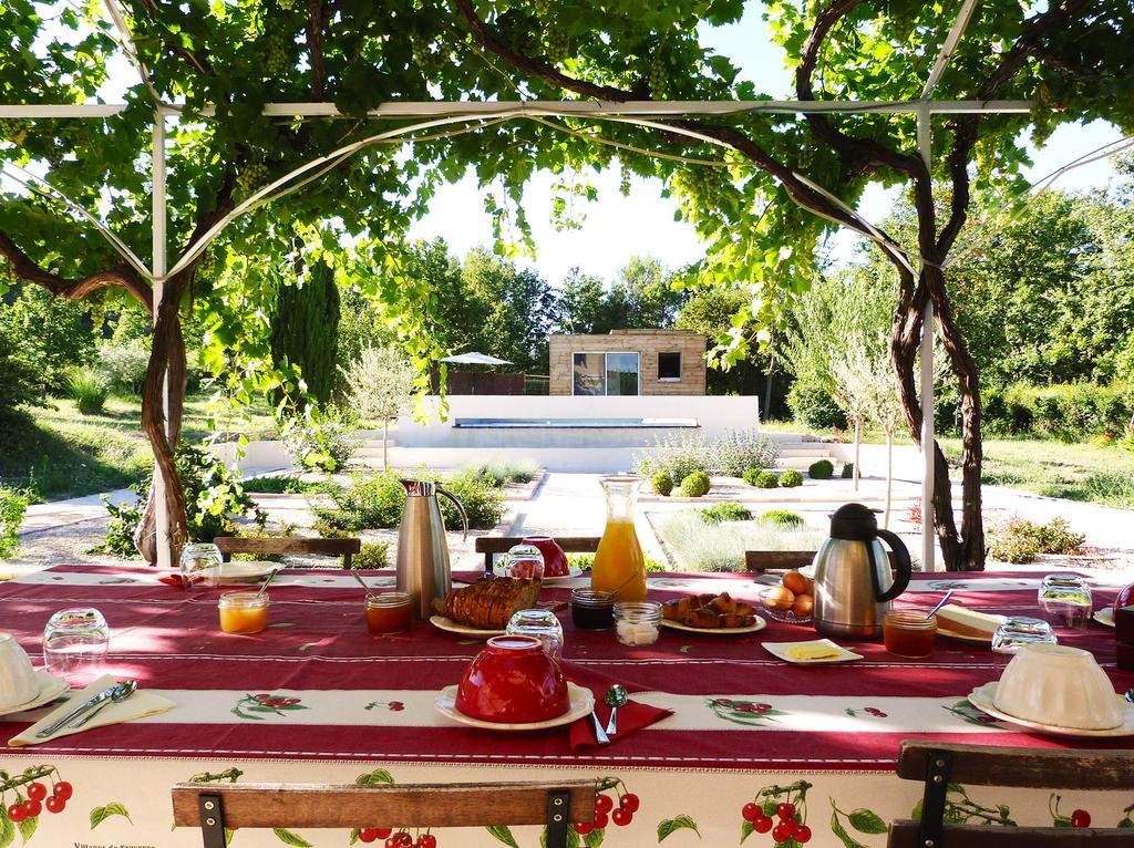 مبيت وإفطار Rognes Le Mas De Pie Caud المظهر الخارجي الصورة
